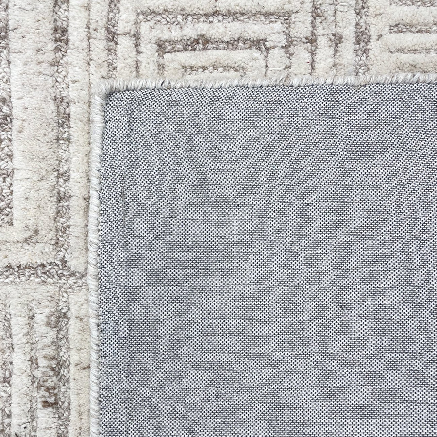 100% Wool Textured Squares Rug 200cm x 300cm - Ivory & Beige