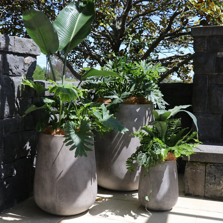 East Hampton Rounded Weathered Grey Concrete Pot - Small