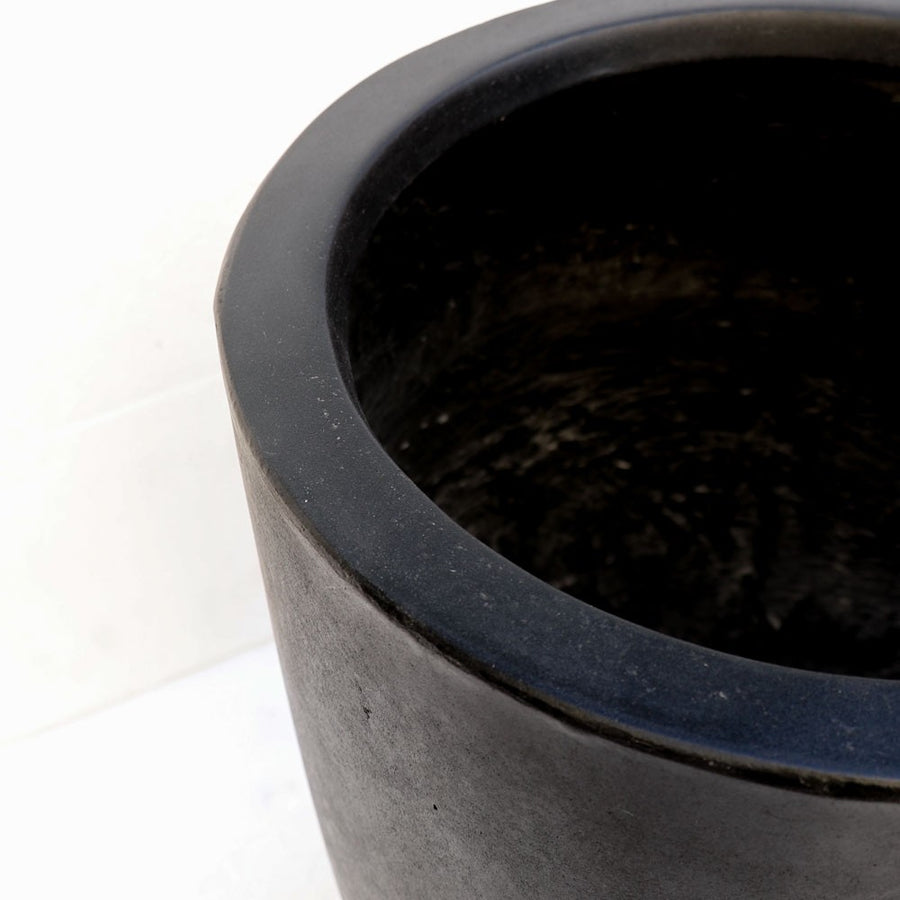 Westhampton Bullet Black Concrete Pot - Small